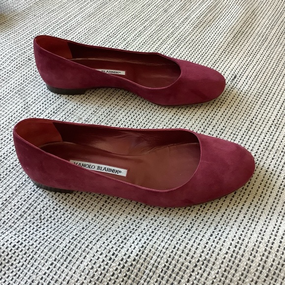 Manolo Blahnik Shoes - Manolo Blahnik burgundy suede flats
